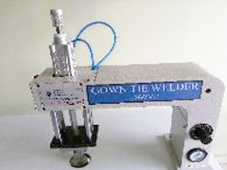 Ultrasonic Gown Tie Spot Welder